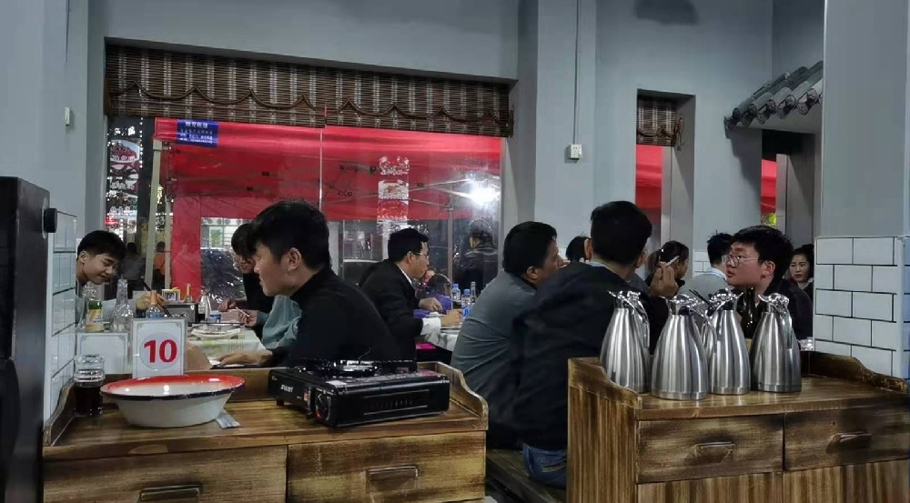 点击放大